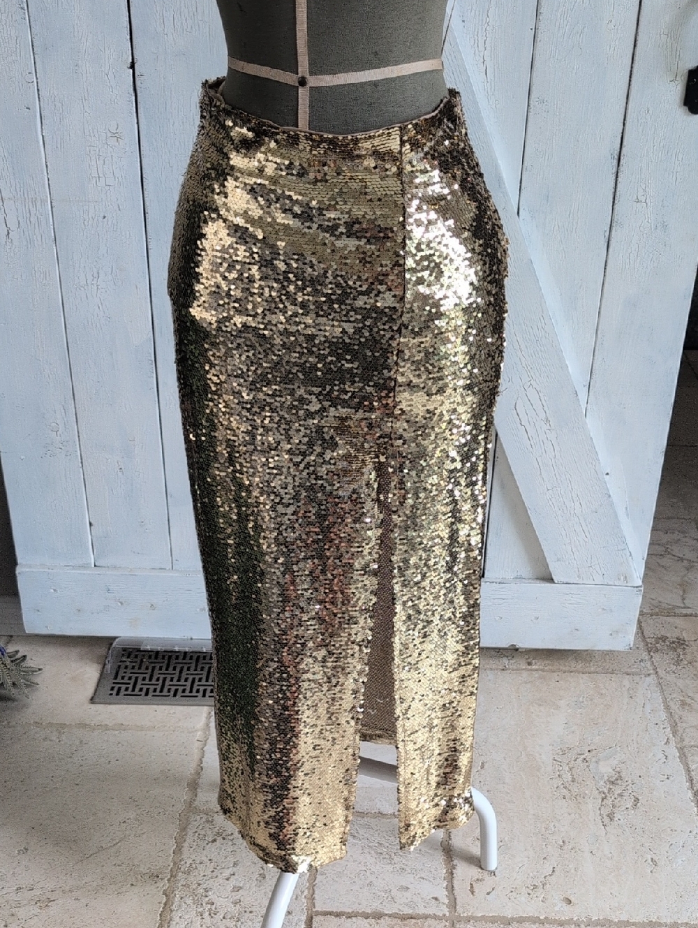 Gold Sequin Midi Skirt with Front Slit - Elegant Evening Skirt